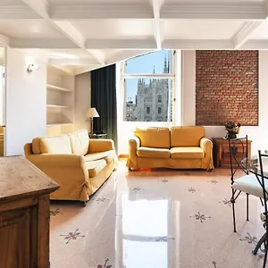 Duomo Cathedral View - Luxury Milan