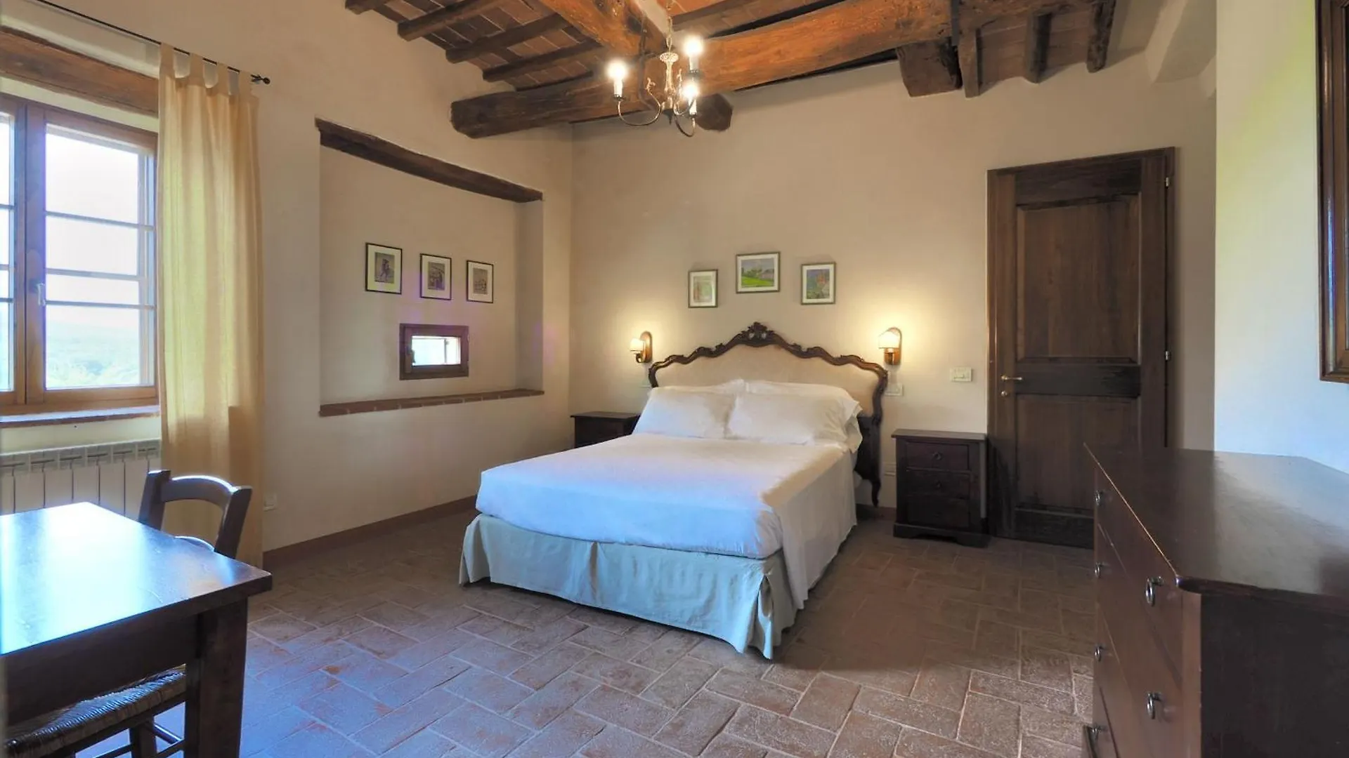 카스텔누오보베라덴가 Castello Di Montalto 아파트 호텔 0*,  이탈리아