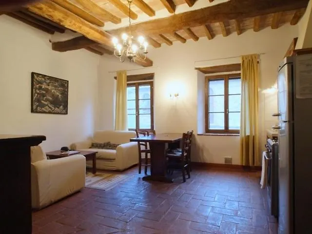 아파트호텔 카스텔누오보베라덴가 Castello Di Montalto 아파트 호텔 이탈리아