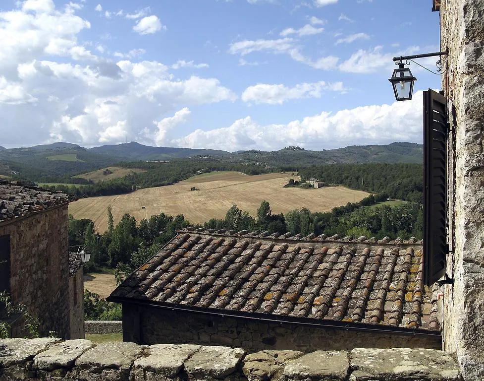 아파트호텔 카스텔누오보베라덴가 Castello Di Montalto 아파트 호텔